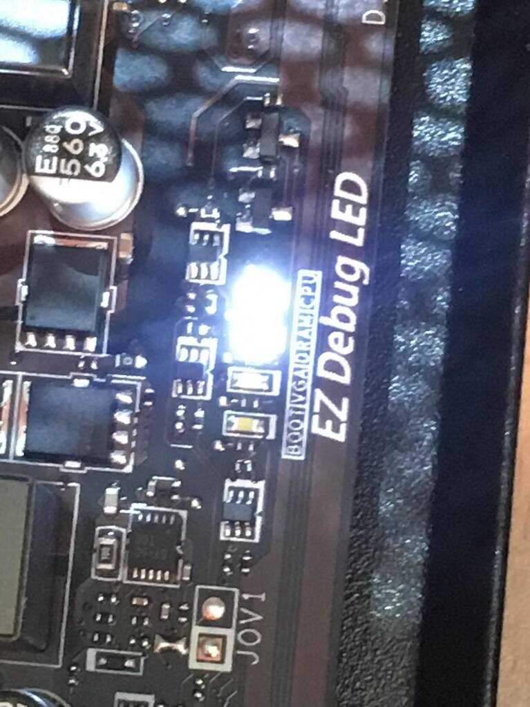 CPU White Light On Motherboard